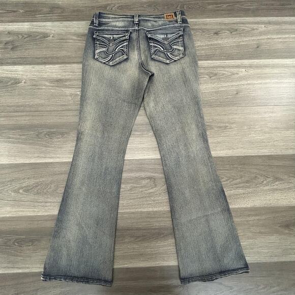 LEI Sophia Jeans Womens 7 Flare Hipster Distressed Denim Y2K Low Rise Pockets - Picture 1 of 11